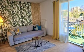 Paradise Apartment Near Downtown Lake & Free Parking - Local Bike